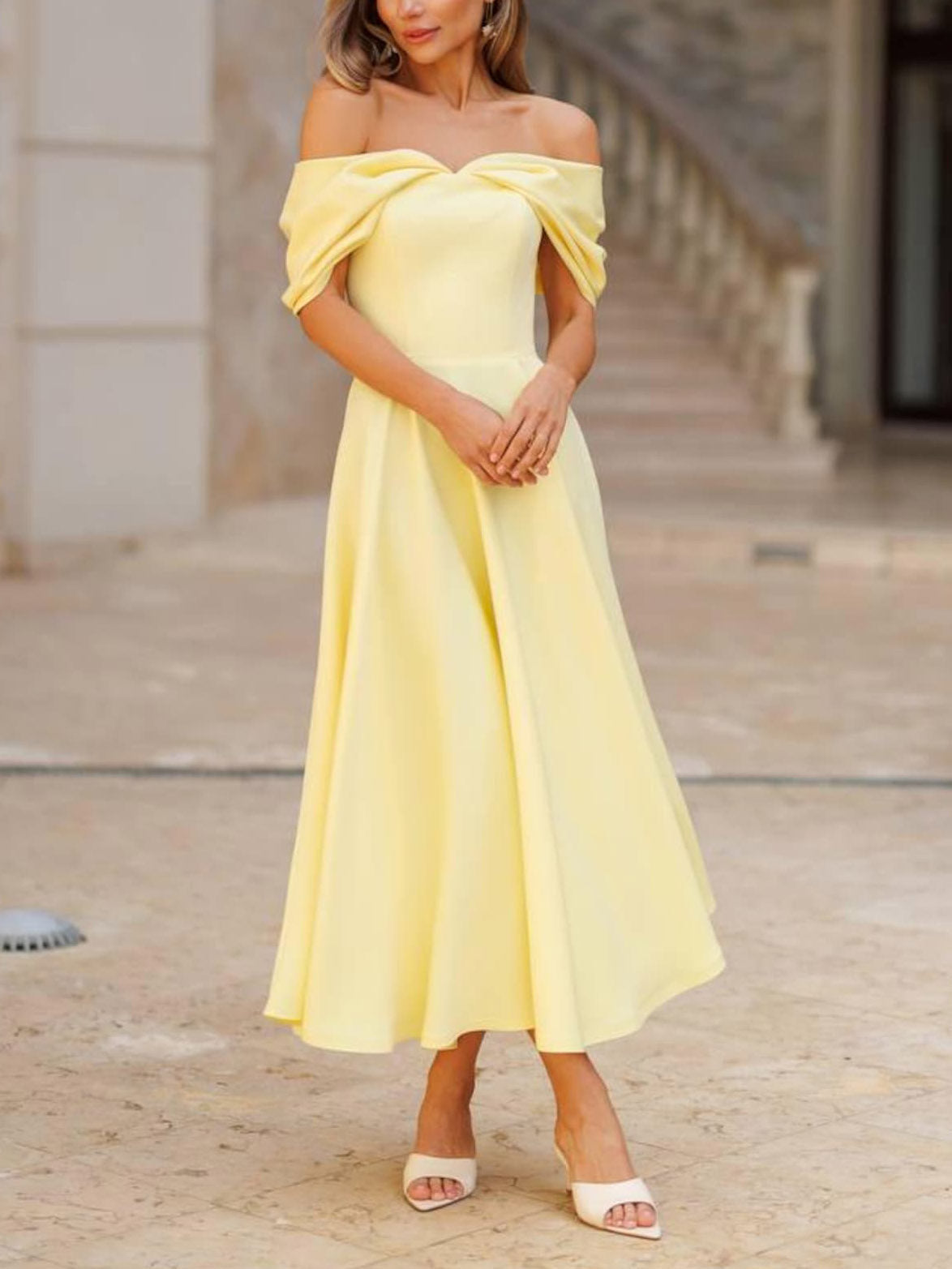 Candela | Elegant Long Dress with Off-Shoulder Design and Draping