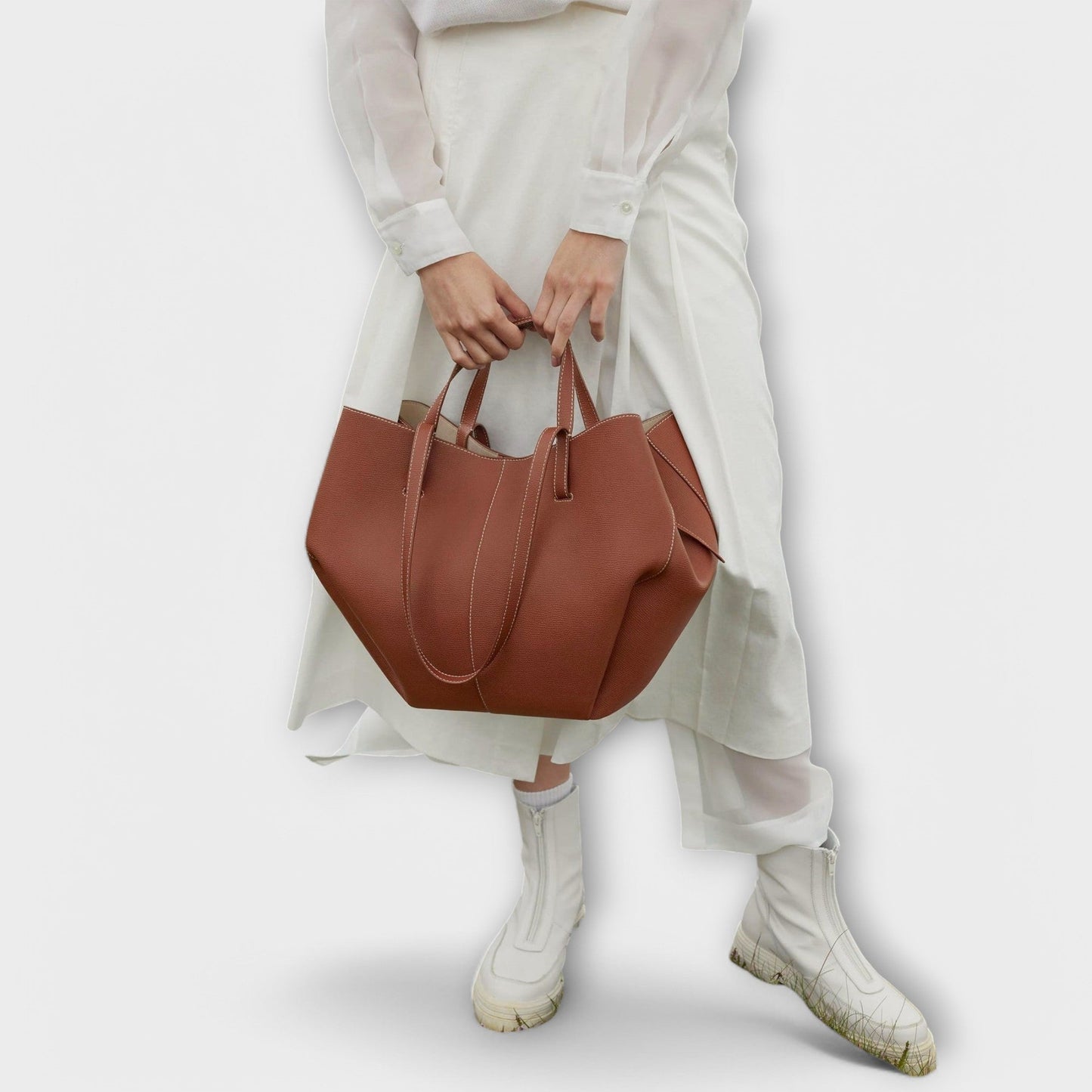 Women's Neutral Tone Shoulder Bag