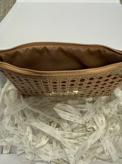 Dior Raffia Solar Pouch Limited Edition 2026