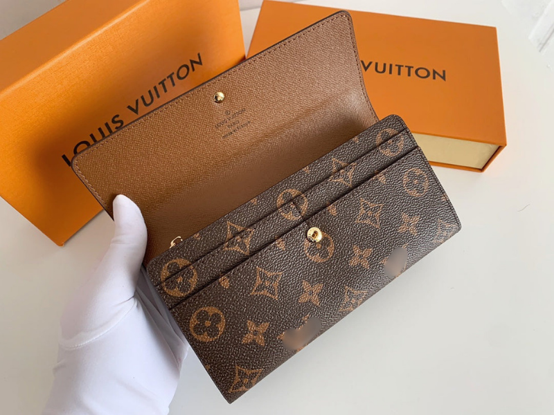 Sinclaire's Monogram Sarah Long Wallet
