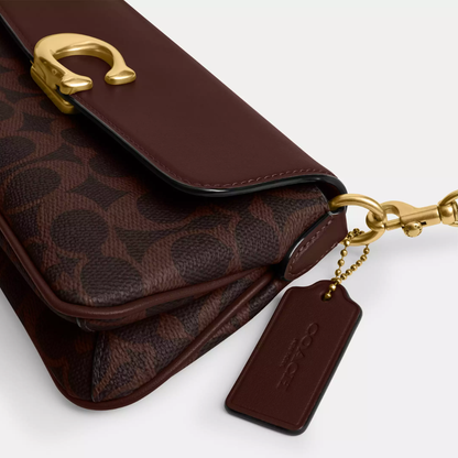 Coach Jet Shoulder Bag In Signature Canvas
