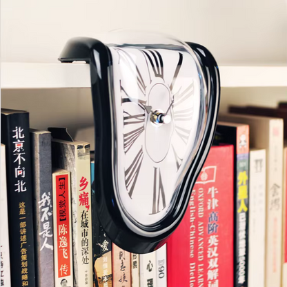 Nostalgic™ | Melted Vintage Clock