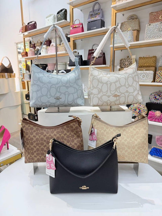 C Laurel Shoulder Bag