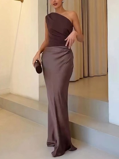 Laura | Elegant One-Shoulder Long Evening Dress with Pleats
