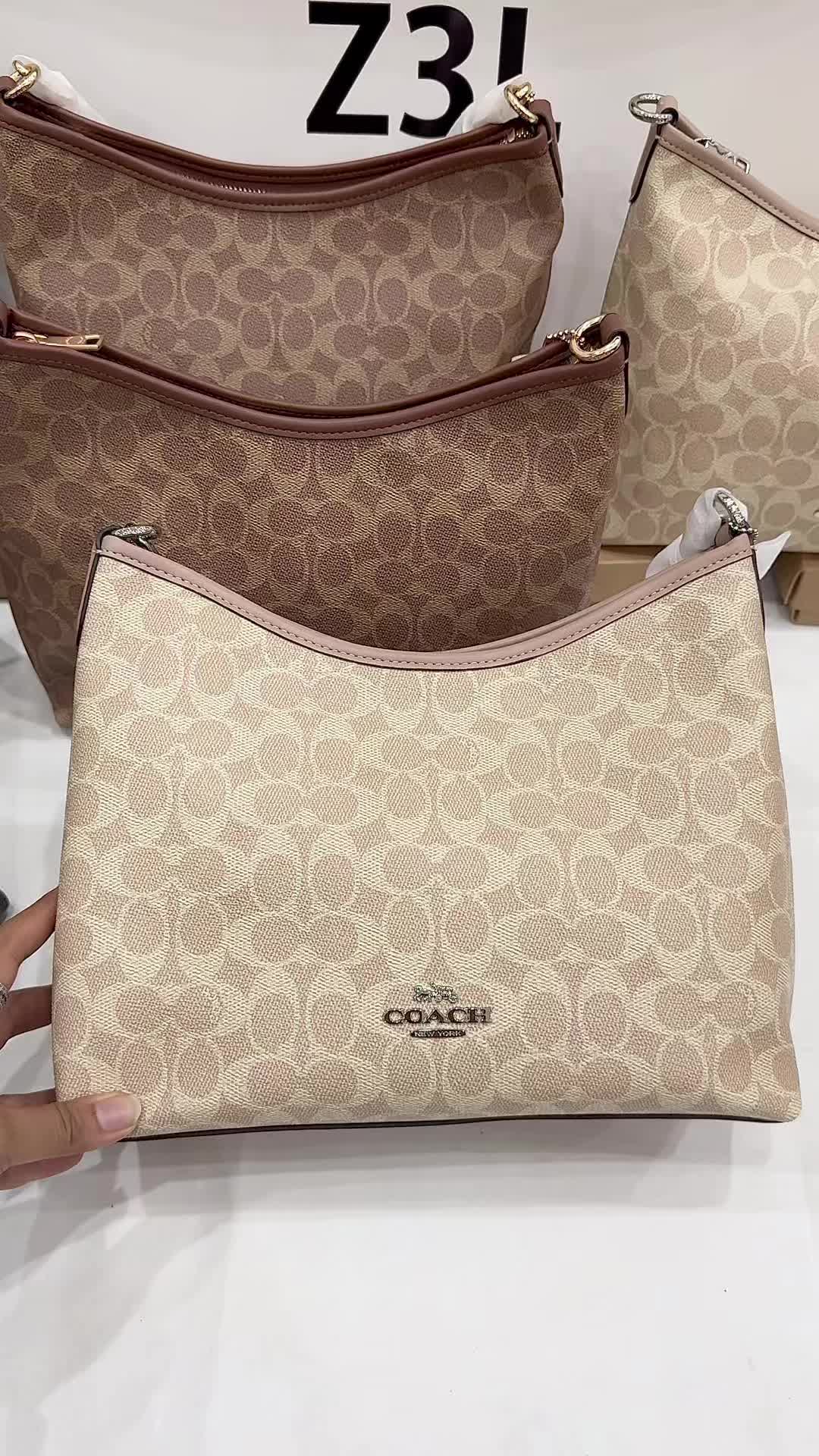 C Laurel Shoulder Bag