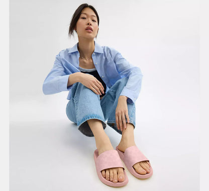 Coach Signature Canvas Slides