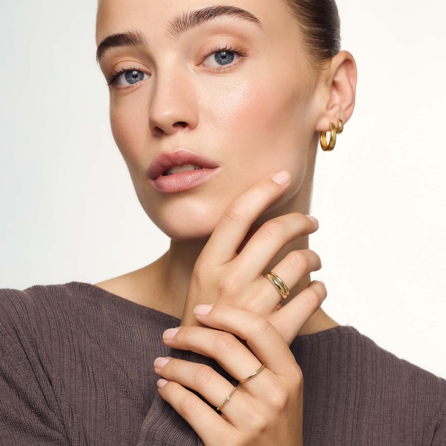 Gia Hoop Earrings | Gold