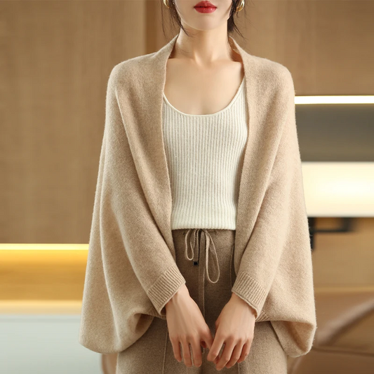 Knitted cardigan and scarf for women – Cascade