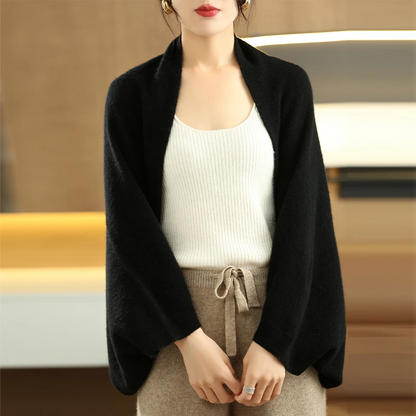 Knitted cardigan and scarf for women – Cascade