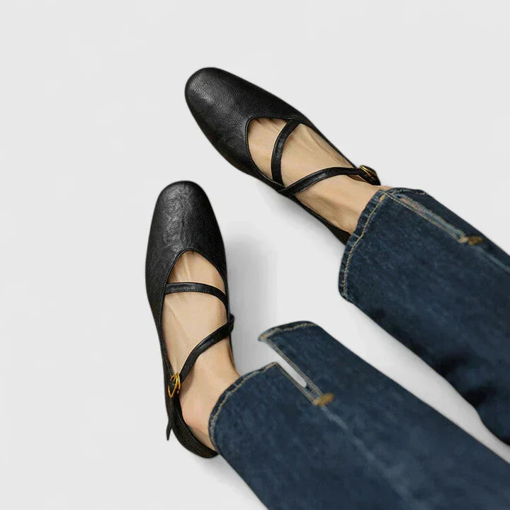Women's Comfort Flat Shoes in Brown or Black