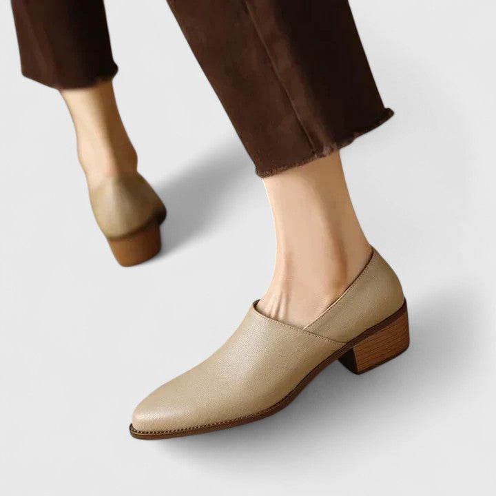 Women's Comfort Shoes in Black and Apricot