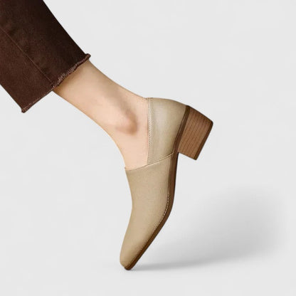 Women's Comfort Shoes in Black and Apricot