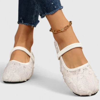 Women's Comfort Shoes in Black and White