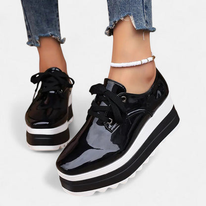 Women's Comfort Platform Derby Shoes in Three Colors