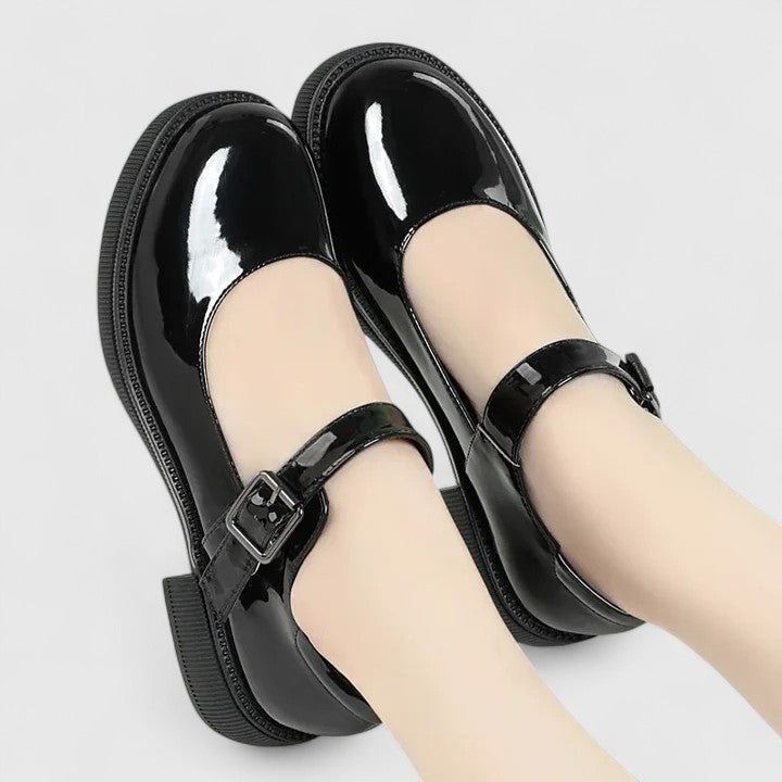 Women's Comfort Shoes in Black and Matte Black