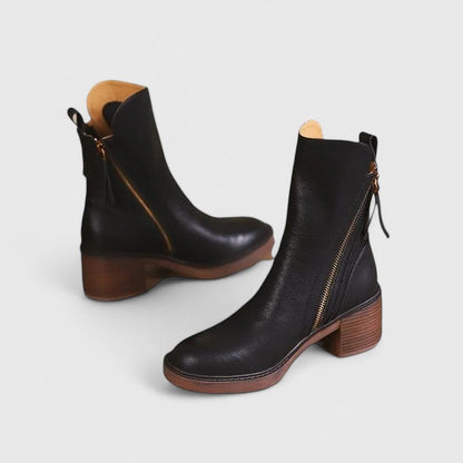 Women's Elegant Boots in Black or Brown