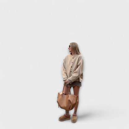 Women's Vintage Tote Bag in Two Sizes