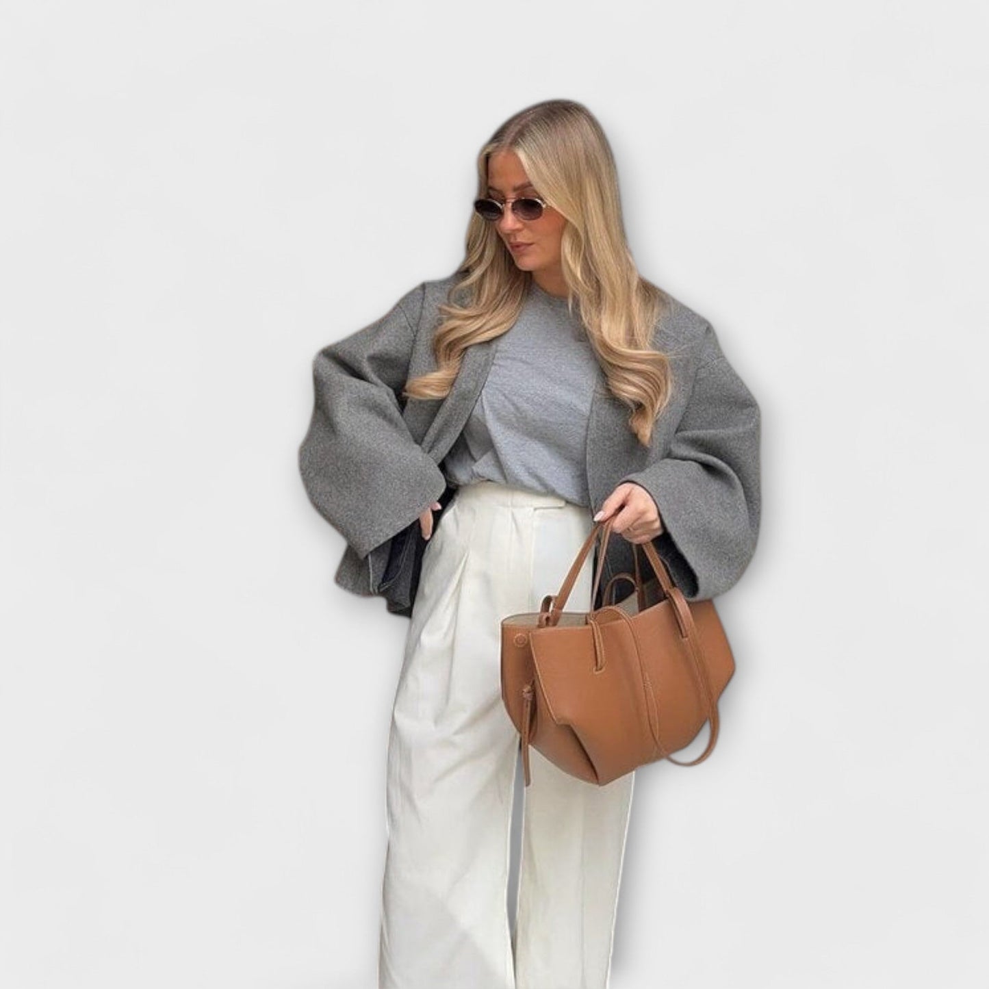 Women's Vintage Tote Bag in Two Sizes