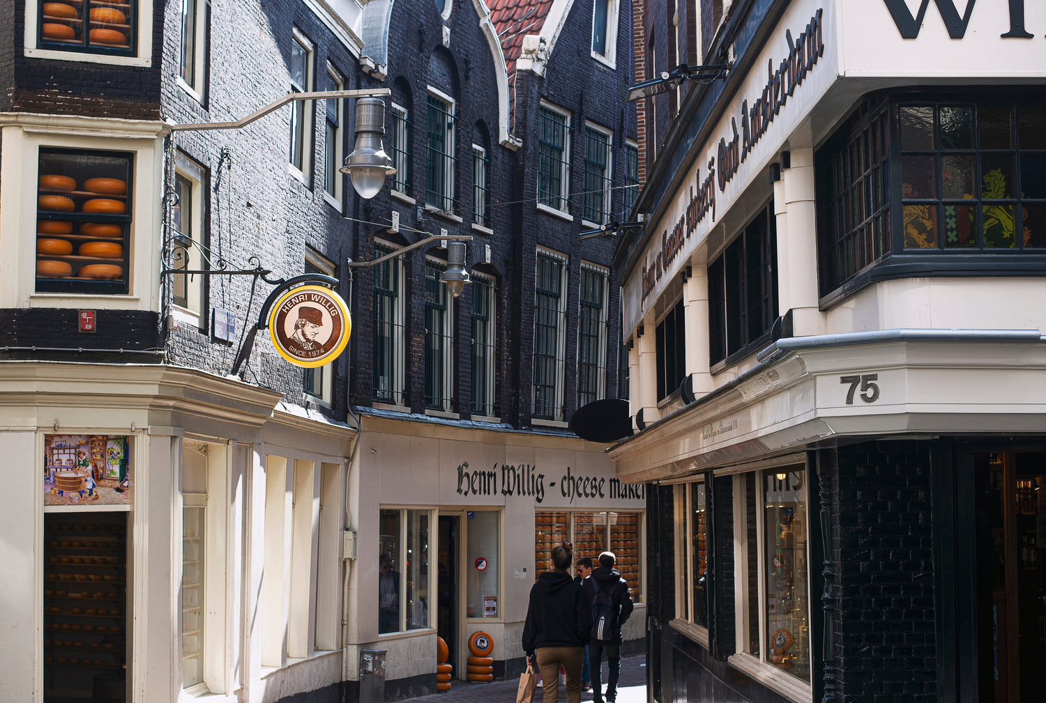 cheese-shop_1ff250be-7163-46e6-acef-05bf74260c4e.jpg