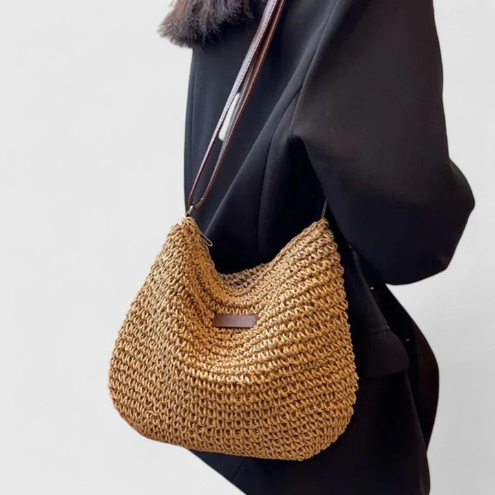 Women's Elegant Handbag in Beige or Khaki