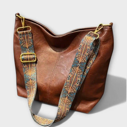Women's Vintage Shoulder Bag in Green and Beige