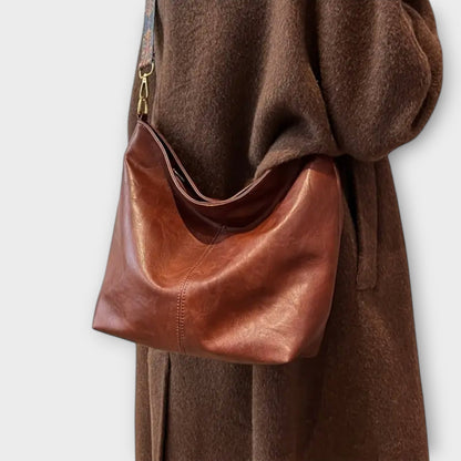 Women's Vintage Shoulder Bag in Green and Beige