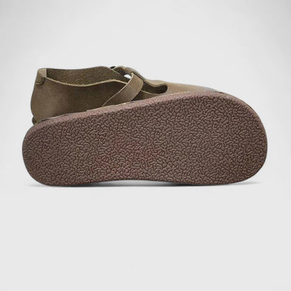 Women's Sophisticated Shoes in Brown and Black