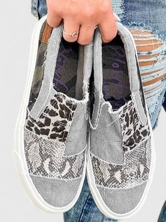 Women's Comfort Loafers in Khaki, Black and Gray