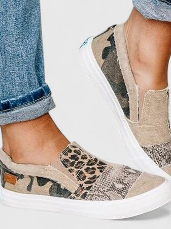 Women's Comfort Loafers in Khaki, Black and Gray