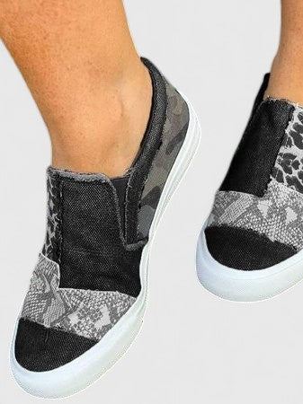Women's Comfort Loafers in Khaki, Black and Gray