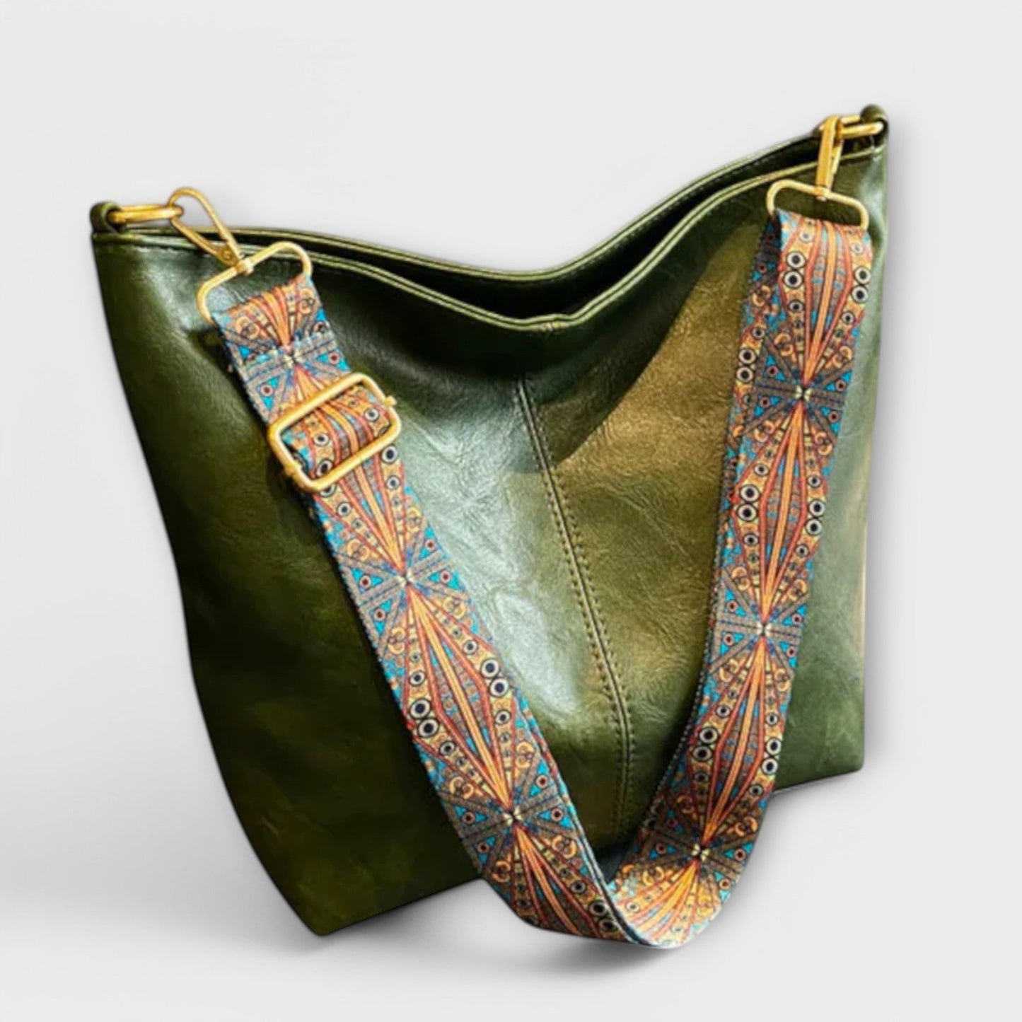 Women's Vintage Shoulder Bag in Green and Beige