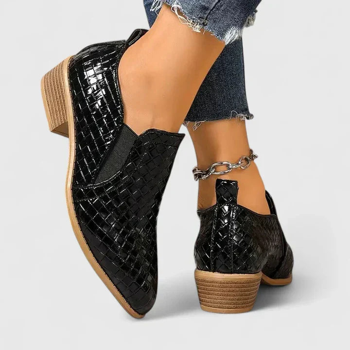 Women's Comfort Shoes in Black, Beige and Brown