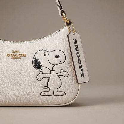 Peanuts Teri Snoopy Shoulder Bag